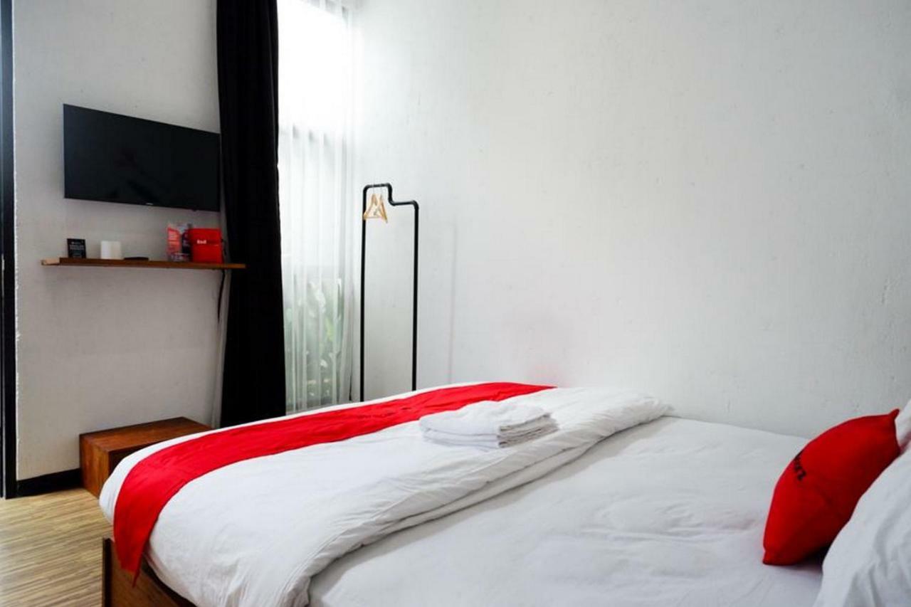 Reddoorz @ Jalan Raya Semat Canggu Vandrerhjem Bali Eksteriør bilde